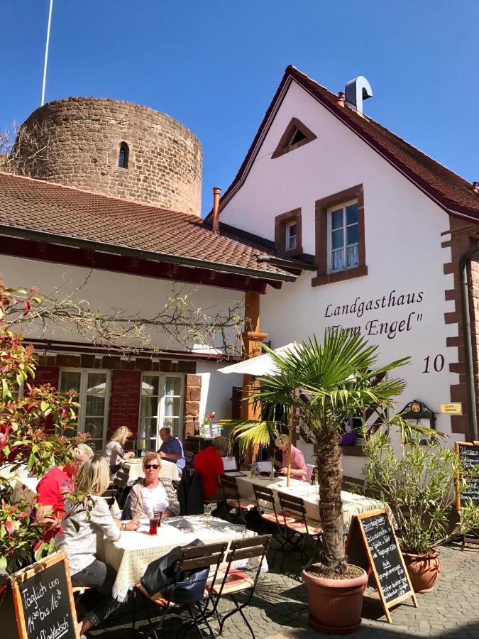 Hôtel Landgasthaus "Zum Engel" à Neuleiningen Extérieur photo