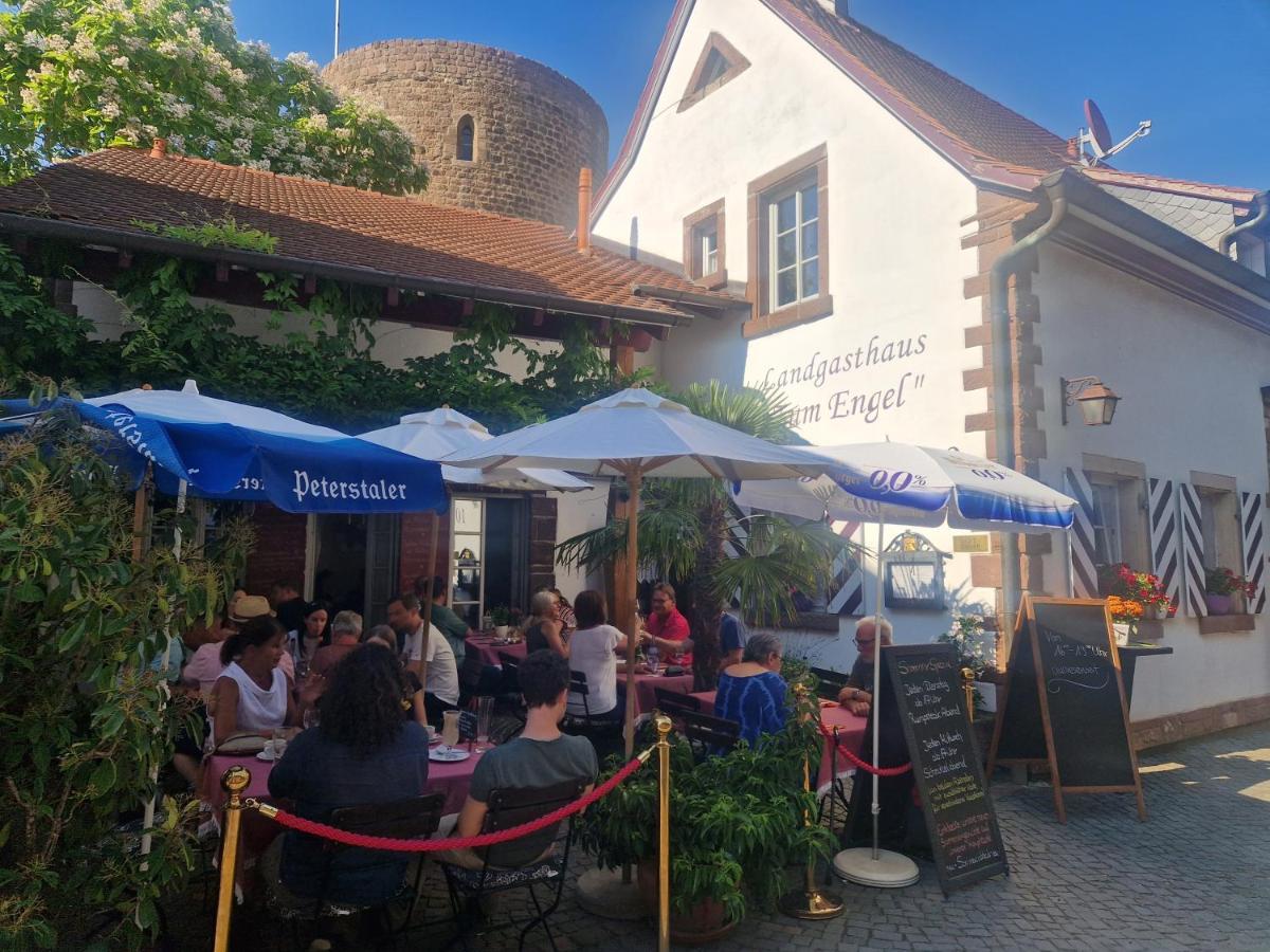 Hôtel Landgasthaus "Zum Engel" à Neuleiningen Extérieur photo